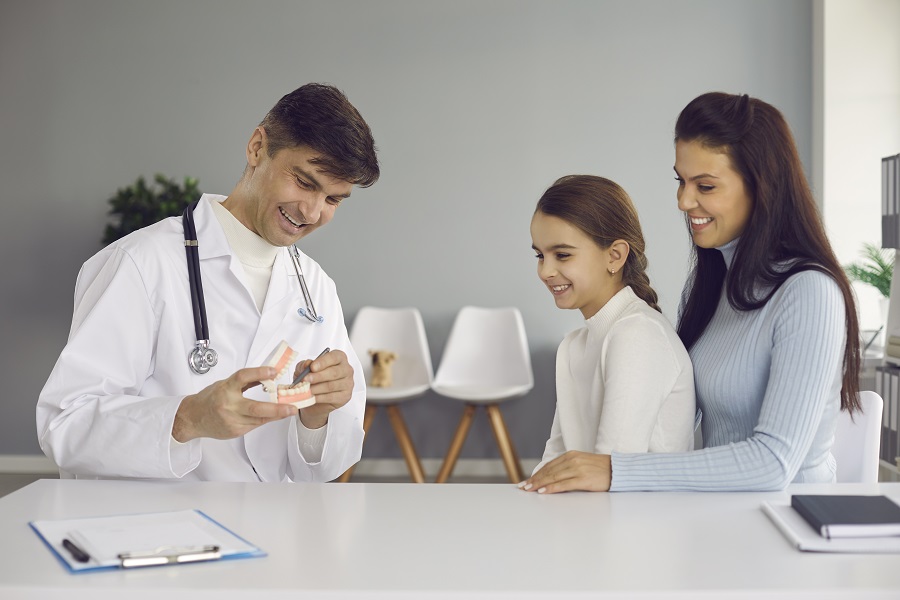 Dental Exams & Cleanings Dental Exams & Cleanings